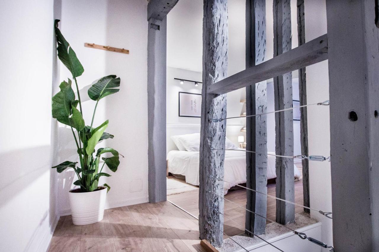 Maya Appartements & Suites Cosne-Cours-Sur-Loire Bagian luar foto