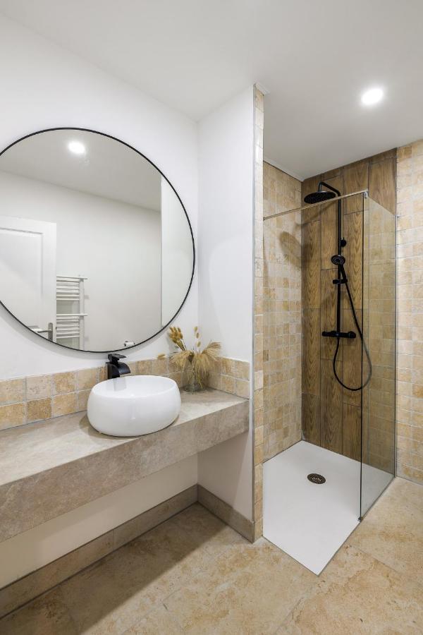 Maya Appartements & Suites Cosne-Cours-Sur-Loire Bagian luar foto