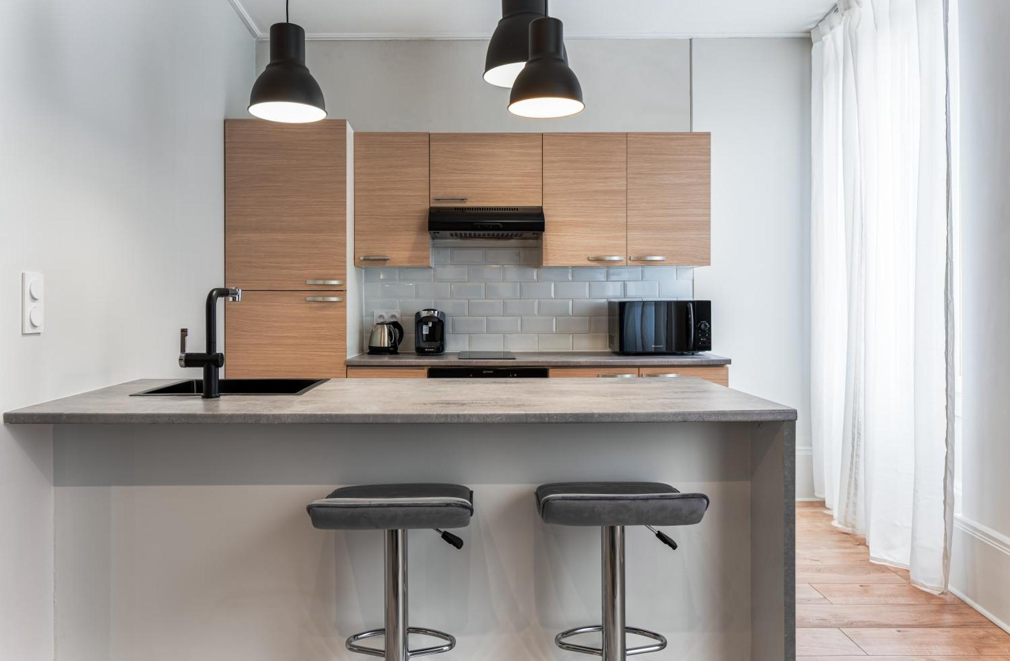 Maya Appartements & Suites Cosne-Cours-Sur-Loire Bagian luar foto