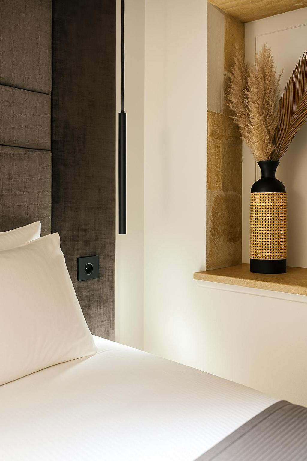 Maya Appartements & Suites Cosne-Cours-Sur-Loire Bagian luar foto